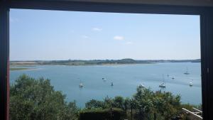 Maisons de vacances Maison avec vue sur la Rance : photos des chambres