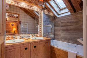 Hotels Hotel Ecureuil : photos des chambres