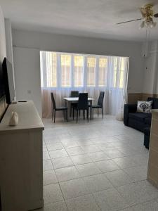 Красивая квартира в самом центре Торревьехи