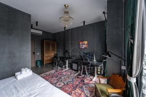 Boss Level Gaming Hotel