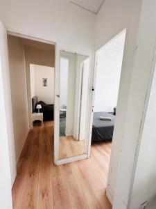 Jean and Jo Apart 2 rooms Paris -La defense