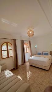 Charmante maison avec jardin et piscine