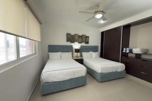 Blue Adobe Nest at Sabbia