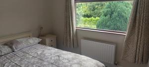 0ne bed house on private road