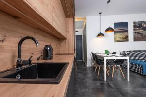 APARTAMENT WAKACYJNY z KLIMATYZACJĄ