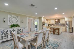 16 Mi to Fort Lauderdale Florida Escape with Pool!