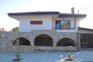 Конакъ Войнов