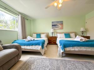 Sunrise Delight 2 min walk to Beach Essentials