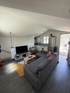 Hortense, 2 rooms, Wi-Fi, bright terrace