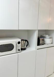 광안리해변도보1분 거실1방2 최대6인 도심속조용한숙소