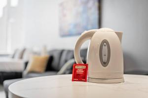 MDRN Escape with Natural Light Wi-Fi Gym Parking