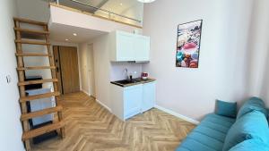 Tuwima Apart Pink by DreamAp