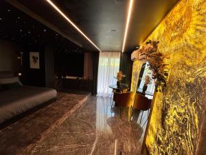 One Night Love Room Unique