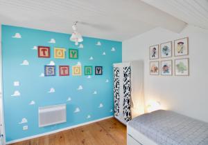 Appartements Maison WonderLodge - Deco Disney - Jeux pour tous - Proche Disney et Paris : photos des chambres