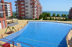 Single Private Apartments In Marina View Fort Beach