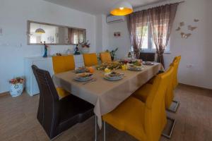 Holiday home in Grizane 39285