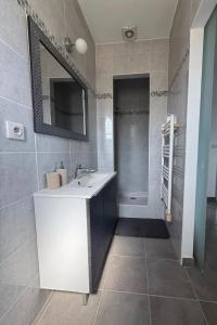 Villas Villa 5min des plages - piscine et jaccuzi : photos des chambres