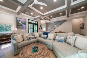 2621 High Hammock
