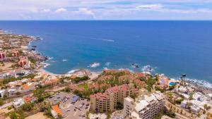 Casa del Mar- Oceanview, walk to dining and beach!