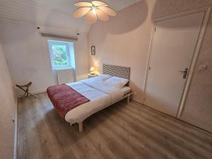 Maisons de vacances Authentique maison bretonne avec jardin fleuri : photos des chambres