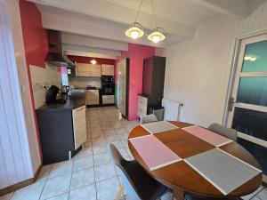 Maisons de vacances Authentique maison bretonne avec jardin fleuri : photos des chambres