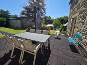 Maisons de vacances Authentique maison bretonne avec jardin fleuri : photos des chambres