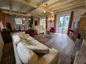 Maisons de vacances Authentique maison bretonne avec jardin fleuri : photos des chambres