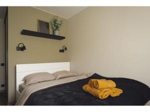 Brand New! Cozy Apartment in Center - Walk to Beach