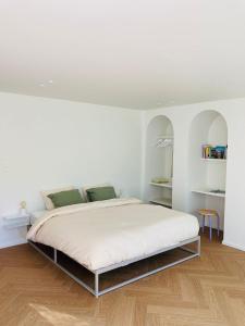 Leaf Holiday Studio Kortrijk