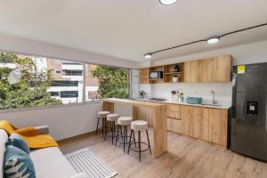 B2 Apartamento en el El poblado cerca provenza - Объекты без категории в городе Медельин