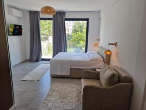 Arta's Beach Apartments