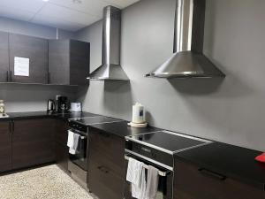 Rentalux Hostel - Modern Comfort, Single Rooms