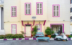 Alhambra Apart Hotel