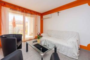 Apartment in Novi Vinodolski 39370