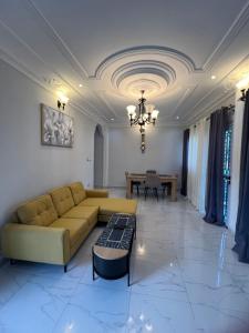 Séjour Muna Appartement Meublé, Équipé et Sécurisé à Douala Kotto Route Principale