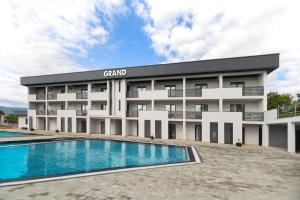 GRAND Hotel NEW 2025