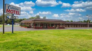 Catalina Airport Motel