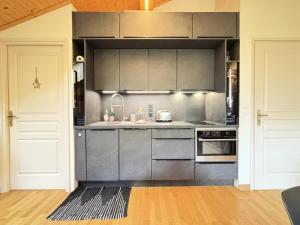 Les Chalets Des Evettes - CONFORTABLE TROIS CHAMBRES AU PIED DES PISTES MAE-9251