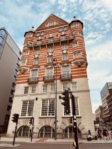 White Star Line Hotel