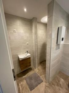 Neuer Bungalow in Motzen bei Berlin nur 300 m vom See und Strandbad entfernt