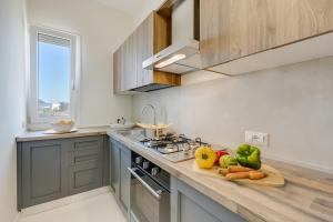 Villa Elysium With Pool And Garden - Happy Rentals