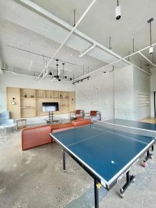 The Median Condo Near Cebu IT Park with FREE Pool