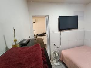 Quitinete com AR próximo à Sulanca e Assaí