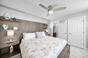 Beach Access Studio Bonita Beach FL