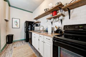 Indie Escape 1 blocks away from Plaza District