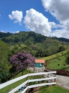 Chalé Som do Riacho e Chalé Riacho Sereno, com Hidromassagem e Lareira á 20 minutos de Gonçalves-MG