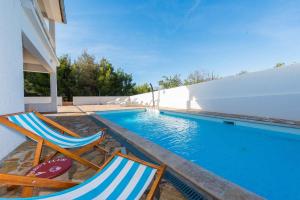 Holiday home in Jasenice 31210