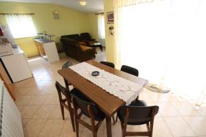 Apartments in Jadranovo 39275