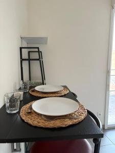 Studio proche république et drapeau