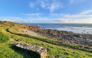 Maisons de vacances Maison Avec Piscine Vue Mer : photos des chambres